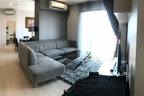 Condo in Bangkok, Thailand, 3 bedrooms  № 13709 - photo 1