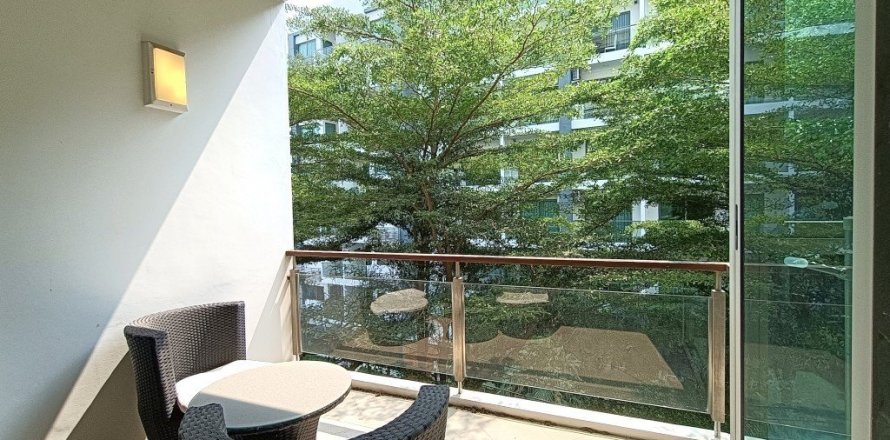 Condo in Pattaya, Thailand, 2 bedrooms  № 18462