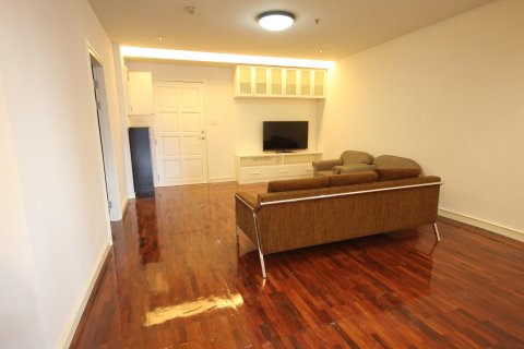 Condo in Bangkok, Thailand, 3 bedrooms  № 14696 - photo 1