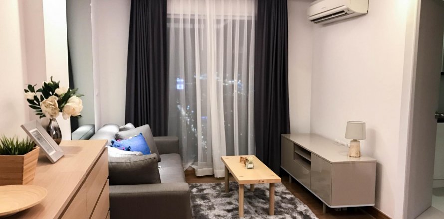 Condo in Bangkok, Thailand, 2 bedrooms  № 14541