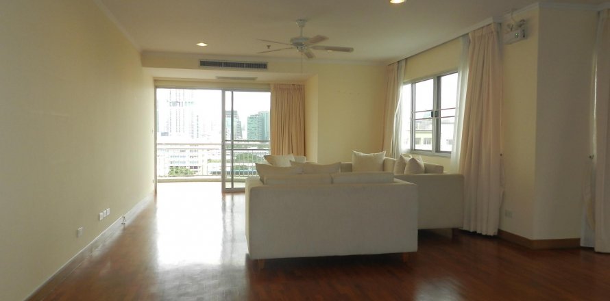 Condo in Bangkok, Thailand, 3 bedrooms  № 14885