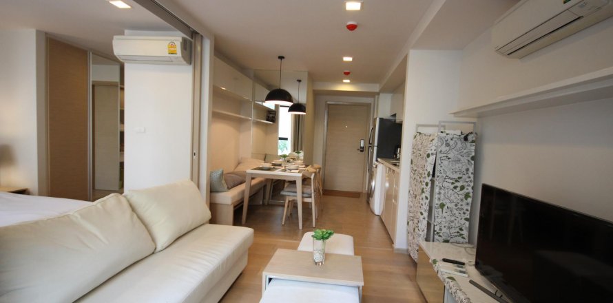 Condo in Bangkok, Thailand, 1 bedroom  № 13515