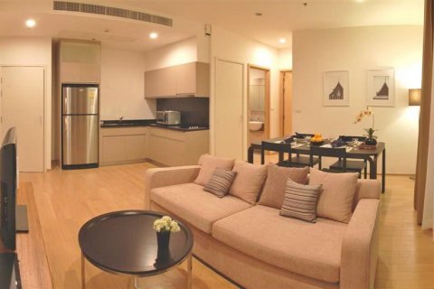 Condo in Bangkok, Thailand, 2 bedrooms  № 14596 - photo 1