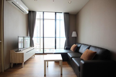 Condo in Bangkok, Thailand, 2 bedrooms  № 13176 - photo 1