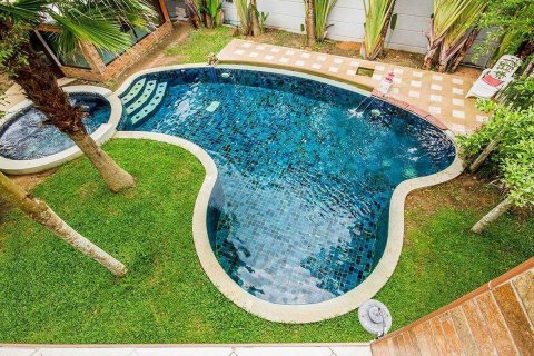 House in Pattaya, Thailand 7 bedrooms № 10802 - photo 4