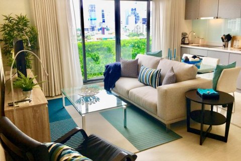 Condo in Bangkok, Thailand, 2 bedrooms  № 12799 - photo 1