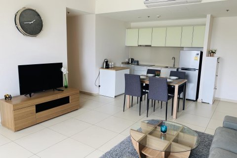 Condo in Bangkok, Thailand, 2 bedrooms  № 13835 - photo 1