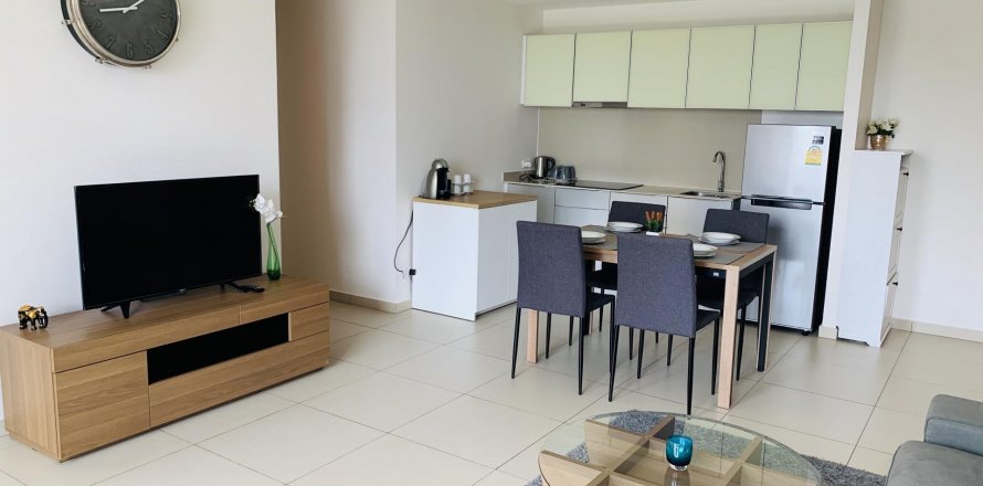 Condo in Bangkok, Thailand, 2 bedrooms  № 13835