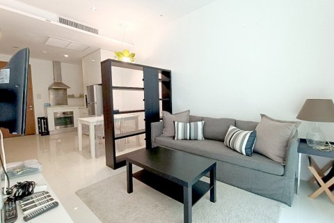 Condo in Pattaya, Thailand, 2 bedrooms  № 18462 - photo 4