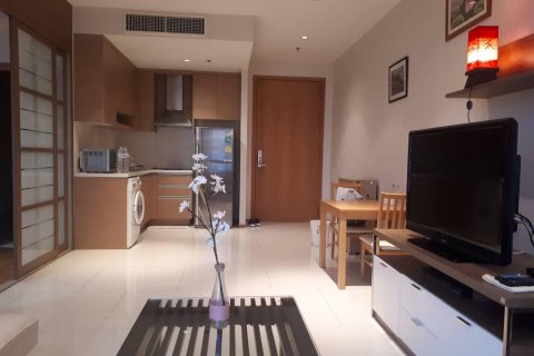 Condo in Bangkok, Thailand, 1 bedroom  № 13015 - photo 1