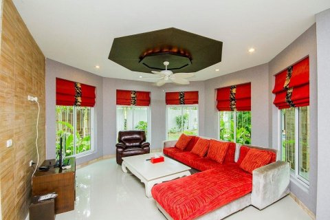 House in Pattaya, Thailand 7 bedrooms № 10802 - photo 8
