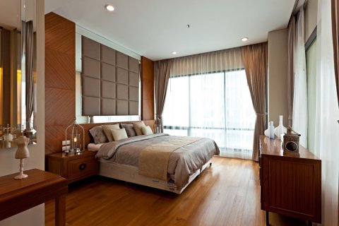 Condo in Bangkok, Thailand, 3 bedrooms  № 14877 - photo 1