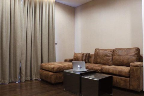 Condo in Bangkok, Thailand, 1 bedroom  № 12398 - photo 1