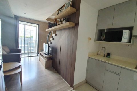 Condo in Bangkok, Thailand, 1 bedroom  № 12694 - photo 1