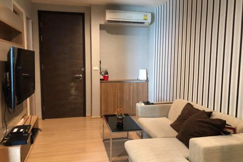 Condo in Bangkok, Thailand, 1 bedroom  № 12938 - photo 1