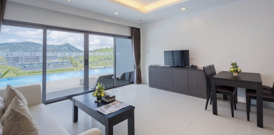 Condo in Phuket, Thailand, 1 bedroom in Patong Bay Hill  № 18394