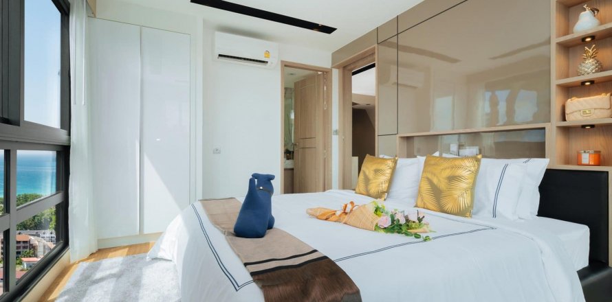 Condo in Phuket, Thailand, 2 bedrooms in VIP Karon condominium  № 54200
