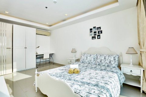 Condo in Pattaya, Thailand, 3 bedrooms  № 21623 - photo 20