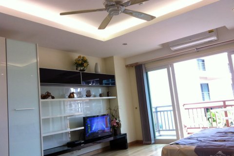 Studio in the Condo in Pattaya, Thailand  № 24318 - photo 4