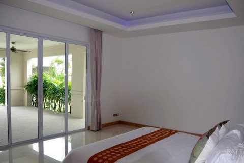 House in Pattaya, Thailand 3 bedrooms № 20427 - photo 14