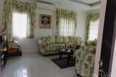 House in Pattaya, Thailand 4 bedrooms № 21236 - photo 16