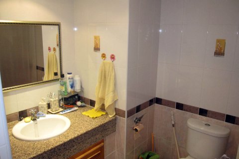 Condo in Pattaya, Thailand, 2 bedrooms  № 23337 - photo 8