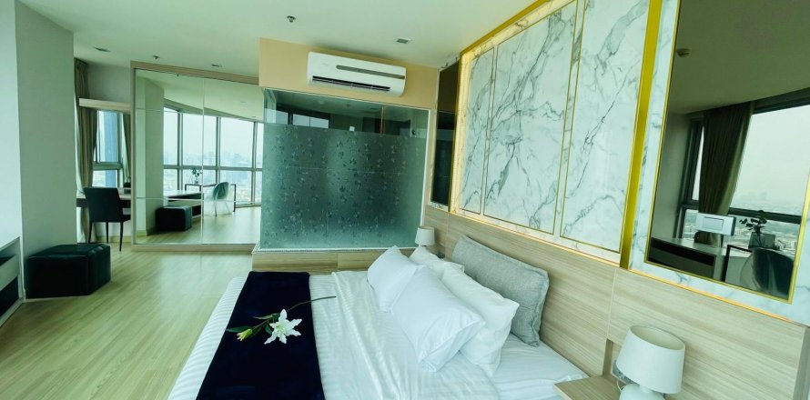 Condo in Bangkok, Thailand, 1 bedroom  № 24689