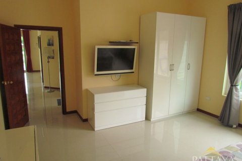 House in Pattaya, Thailand 3 bedrooms № 21254 - photo 23