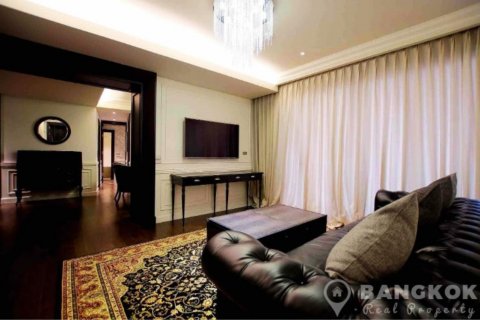 Penthouse in Bangkok, Thailand 3 bedrooms № 19505 - photo 2