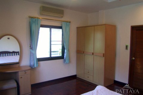 House in Pattaya, Thailand 3 bedrooms № 23990 - photo 15