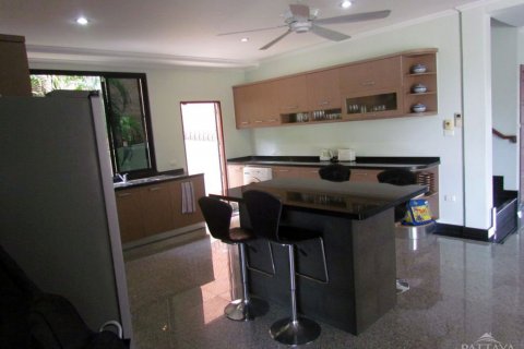 House on Jomtien Beach, Pattaya, Thailand 5 bedrooms № 19959 - photo 17