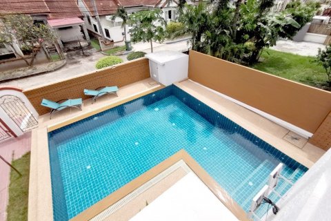 House in Pattaya, Thailand 4 bedrooms № 24655 - photo 3