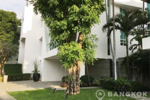 House in Bangkok, Thailand 4 bedrooms № 19479 - photo 15