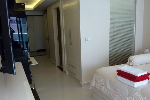 Condo in Pattaya, Thailand, 2 bedrooms  № 19752 - photo 6