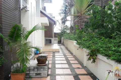 House in Pattaya, Thailand 5 bedrooms № 21319 - photo 3