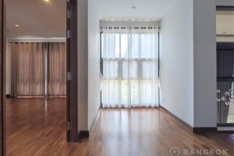 House in Bangkok, Thailand 5 bedrooms № 19396 - photo 11