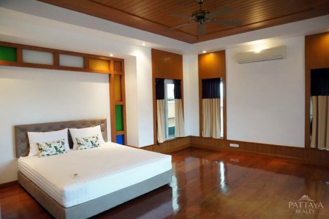 House in Pattaya, Thailand 5 bedrooms № 20790 - photo 21