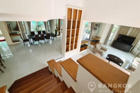 House in Samut Prakan, Thailand 4 bedrooms № 19448 - photo 9