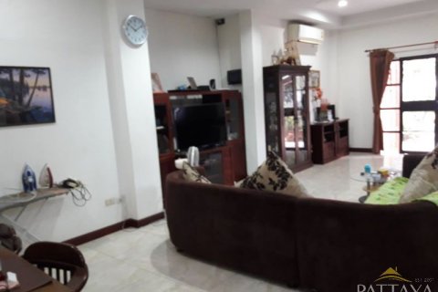 House in Pattaya, Thailand 3 bedrooms № 21584 - photo 19