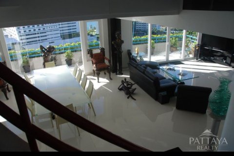 Condo in Pattaya, Thailand, 2 bedrooms  № 19832 - photo 16