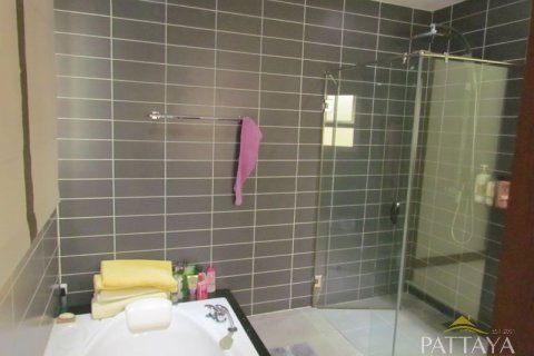 House in Pattaya, Thailand 4 bedrooms № 21274 - photo 30