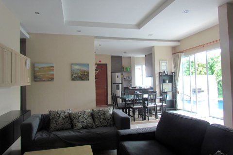 House in Pattaya, Thailand 4 bedrooms № 20800 - photo 9