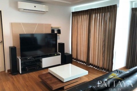 Condo in Pattaya, Thailand, 1 bedroom  № 21138 - photo 1