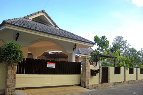 House in Pattaya, Thailand 3 bedrooms № 24052 - photo 12