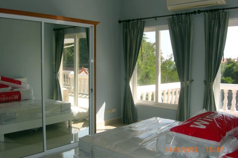 House in Pattaya, Thailand 5 bedrooms № 23400 - photo 21
