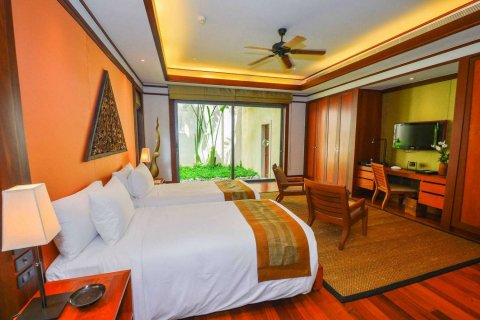 Condo in Kamala, Thailand, 4 bedrooms  № 3809 - photo 9