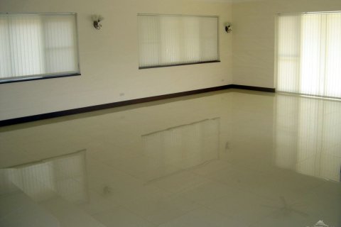 House in Pattaya, Thailand 4 bedrooms № 23283 - photo 24