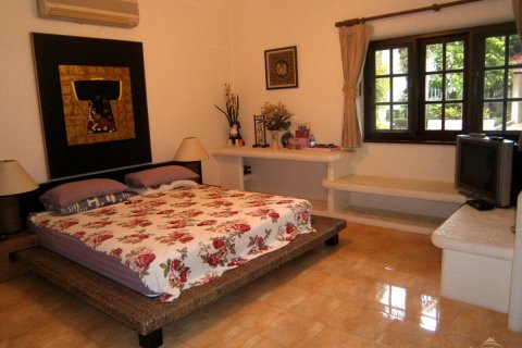 House in Pattaya, Thailand 3 bedrooms № 24158 - photo 5