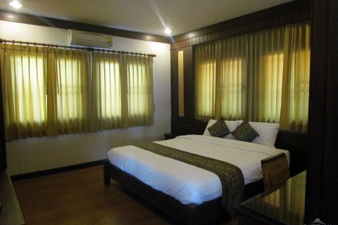 House in Pattaya, Thailand 3 bedrooms № 24142 - photo 14