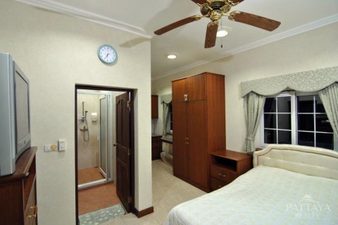 House in Pattaya, Thailand 5 bedrooms № 23417 - photo 23